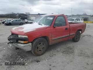 ✅ 2001 Chevrolet Silverado 1500 LS • VIN: 1GCEC14V71Z113918 • Lot: 87468594. Wystawiony na Copart z przebiegiem 208 032 mil mil. Skorzystaj z bezpłatnego archiwum sprzedaży aukcyjnych z USA i zobacz szczegółowy raport historii pojazdu na DreamBid. Zdjęcie 1.