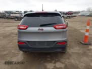 ✅ 2016 Jeep Cherokee 75th Anniversary • VIN: 1C4PJLCB9GW362233 • Лот: 41726905. Опубликован ранее на IAAI с пробегом 197 422 миль. Бесплатный доступ к архиву аукционных продаж из США и подробный отчёт об истории автомобиля на DreamBid. Изображение 17.