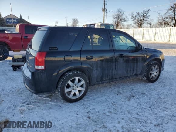 ✅ 2004 Saturn VUE V6 • VIN: 5GZCZ634X4S873221 • Lot: 88653125. Wystawiony na Copart z przebiegiem 275 063 mil. Bezpłatny archiwum sprzedaży aukcyjnych z USA i szczegółowy raport historii pojazdu na DreamBid. Zdjęcie 3.