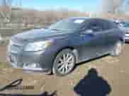 2013 Chevrolet Malibu LT z VIN 1G11E5SA4DF255089, wystawiony jako IAAI lot #41376450 z przebiegiem 159 824 mil mil oraz . Historia ofert i sprzedaży dostępna na DreamBid. Obrazek 2.