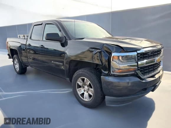 ✅ 2016 Chevrolet Silverado 1500 LS • VIN: 1GCVKNEC0GZ154343 • Лот: 52903535. Опубликован ранее на Copart с пробегом 175 168 миль. Бесплатный доступ к архиву аукционных продаж из США и подробный отчёт об истории автомобиля на DreamBid. Изображение 1.