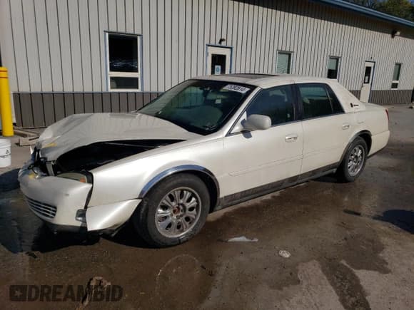✅ 2003 Cadillac DeVille • VIN: 1G6KD54Y63U278279 • Lot: 75392814. Listed on Copart with 106,130 mi. Free auction sales archive from the USA and detailed vehicle history report at DreamBid. Image 1.