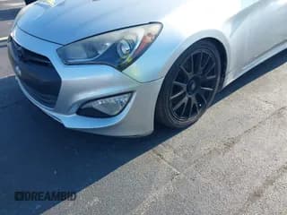 ✅ 2014 Hyundai Genesis Coupe 2.0T • VIN: KMHHT6KD3EU119847 • Lot: 43061546. Wystawiony na IAAI z przebiegiem 190 359 mil. Bezpłatny archiwum sprzedaży aukcyjnych z USA i szczegółowy raport historii pojazdu na DreamBid. Zdjęcie 6.