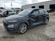 ✅ 2018 Hyundai Kona SE • VIN: KM8K12AA7JU069220 • Лот: 82774555. Опубликован ранее на Copart с пробегом 122 255 миль. Бесплатный доступ к архиву аукционных продаж из США и подробный отчёт об истории автомобиля на DreamBid. Изображение 1.