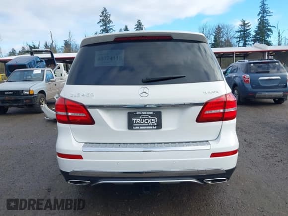 ✅ 2017 Mercedes-Benz GLS 450 • VIN: 4JGDF6EE3HA789446 • Лот: 43806614. Опубликован ранее на IAAI с пробегом 99 860 миль. Бесплатный доступ к архиву аукционных продаж из США и подробный отчёт об истории автомобиля на DreamBid. Изображение 17.