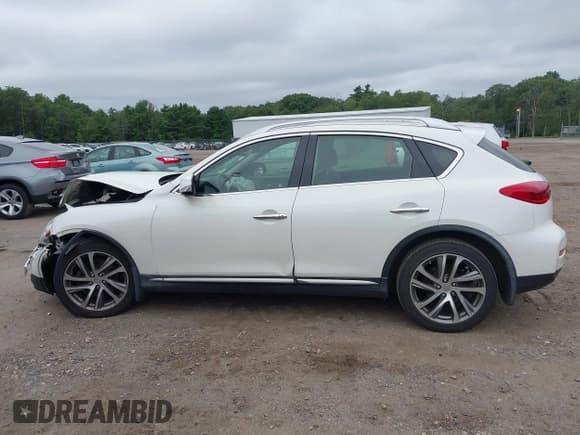✅ 2017 Infiniti QX50 • VIN: JN1BJ0RR0HM403331 • Лот: 43031202. Опубликован ранее на IAAI с пробегом Не указан. Бесплатный доступ к архиву аукционных продаж из США и подробный отчёт об истории автомобиля на DreamBid. Изображение 14.