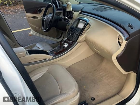 ✅ 2012 Buick LaCrosse Premium 2 • VIN: 1G4GF5E31CF372702 • Lot: 90290445. Listed on Copart with 130,098 mi. Free auction sales archive from the USA and detailed vehicle history report at DreamBid. Image 5.