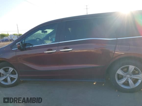 ✅ 2019 Honda Odyssey EX • VIN: 5FNRL6H53KB007448 • Лот: 43528393. Опубликован ранее на IAAI с пробегом Не указан. Бесплатный доступ к архиву аукционных продаж из США и подробный отчёт об истории автомобиля на DreamBid. Изображение 14.
