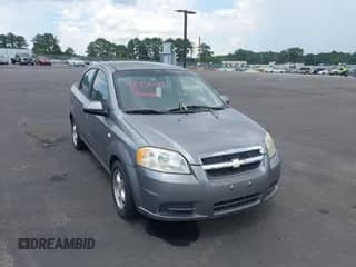 2008 Chevrolet Aveo LS z VIN KL1TD56618B268539, wystawiony jako IAAI lot #42731517 z przebiegiem 110 368 mil mil oraz . Historia ofert i sprzedaży dostępna na DreamBid. Obrazek 1.