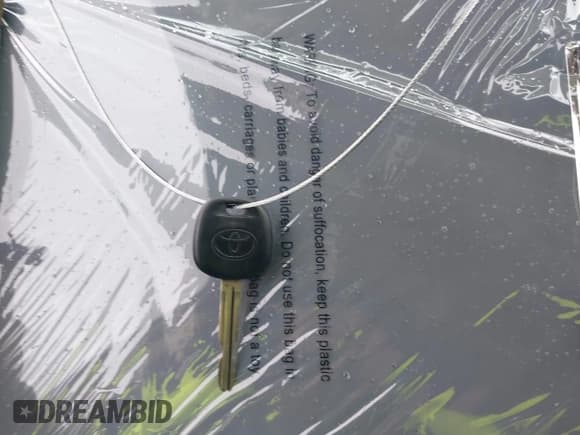 ✅ 2006 Toyota Corolla CE • VIN: 1NXBR32E76Z649705 • Lot: 43700687. Listed on IAAI with 168,812 mi. Free auction sales archive from the USA and detailed vehicle history report at DreamBid. Image 11.