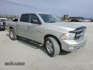 ✅ 2009 Dodge 1500 SLT • VIN: 1D3HV13T89J530876 • Lot: 48057665. Wystawiony na Copart z przebiegiem 146 212 mil. Bezpłatny archiwum sprzedaży aukcyjnych z USA i szczegółowy raport historii pojazdu na DreamBid. Zdjęcie 4.