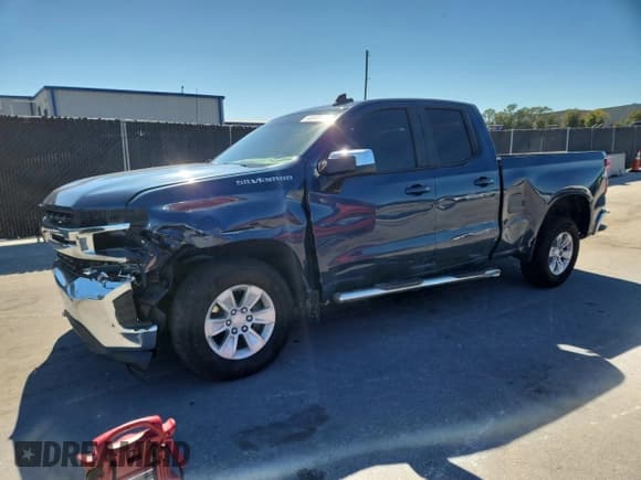 ✅ 2019 Chevrolet Silverado 1500 LT • VIN: 1GCRWCED9KZ321150 • Lot: 90989665. Listed on Copart with 106,070 mi. Free auction sales archive from the USA and detailed vehicle history report at DreamBid. Image 1.