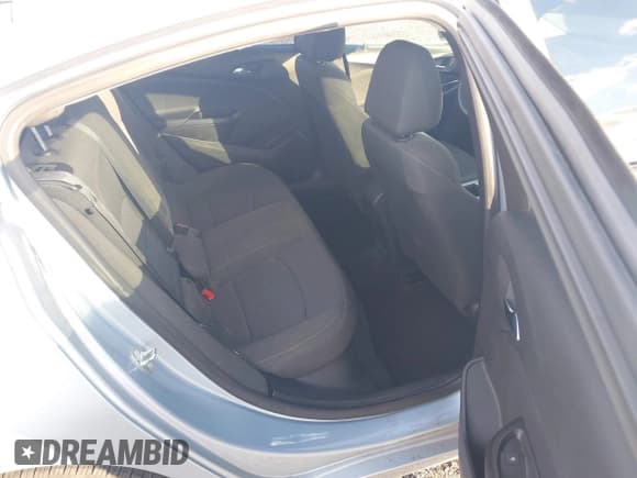 ✅ 2018 Chevrolet Cruze LS • VIN: 1G1BC5SM4J7146593 • Lot: 43677639. Listed on IAAI with 169,172 mi. Free auction sales archive from the USA and detailed vehicle history report at DreamBid. Image 8.