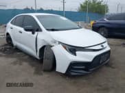 ✅ 2021 Toyota Corolla SE • VIN: 5YFS4MCE8MP077285 • Lot: 42100191. Wystawiony na IAAI z przebiegiem 80 045 mil. Bezpłatny archiwum sprzedaży aukcyjnych z USA i szczegółowy raport historii pojazdu na DreamBid. Zdjęcie 1.