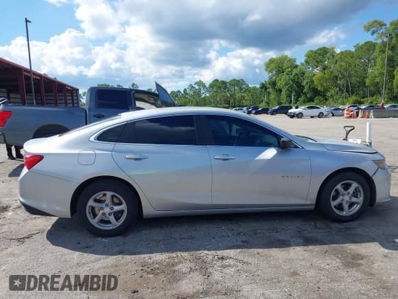 ✅ 2017 Chevrolet Malibu LS • VIN: 1G1ZC5ST0HF264517 • Лот: 43461949. Опубликован ранее на IAAI с пробегом 110 072 миль. Бесплатный доступ к архиву аукционных продаж из США и подробный отчёт об истории автомобиля на DreamBid. Изображение 13.