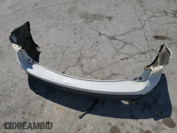 ✅ 2014 Ford Explorer • VIN: 1FM5K7B85EGA50592 • Lot: 68286525. Wystawiony na Copart z przebiegiem 158 889 mil. Bezpłatny archiwum sprzedaży aukcyjnych z USA i szczegółowy raport historii pojazdu na DreamBid. Zdjęcie 13.