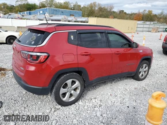 2020 Jeep Compass Latitude с VIN 3C4NJCBB0LT141662, выставлен на аукционе Copart как лот 82522795 с пробегом 80 384 миль миль и Списание • Salvage title. История ставок и продаж доступна на DreamBid. Изображение 3.
