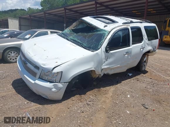 ✅ 2009 Chevrolet Tahoe 2LT • VIN: 1GNEC23329R284729 • Лот: 42794445. Опубликован ранее на IAAI с пробегом Не указан. Бесплатный доступ к архиву аукционных продаж из США и подробный отчёт об истории автомобиля на DreamBid. Изображение 2.