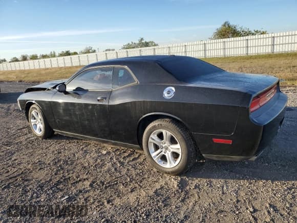 ✅ 2014 Dodge Challenger SXT Plus • VIN: 2C3CDYAG8EH293682 • Lot: 82939264. Wystawiony na Copart z przebiegiem 158 103 mil. Bezpłatny archiwum sprzedaży aukcyjnych z USA i szczegółowy raport historii pojazdu na DreamBid. Zdjęcie 2.