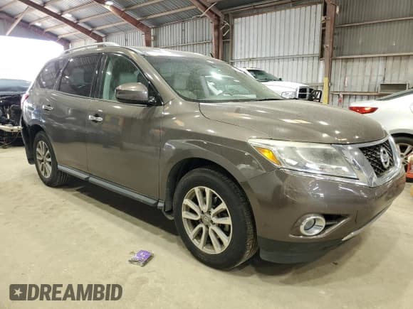 ✅ 2015 Nissan Pathfinder S • VIN: 5N1AR2MN8FC708902 • Lot: 60717295. Listed on Copart with 290,995 mi. Free auction sales archive from the USA and detailed vehicle history report at DreamBid. Image 4.