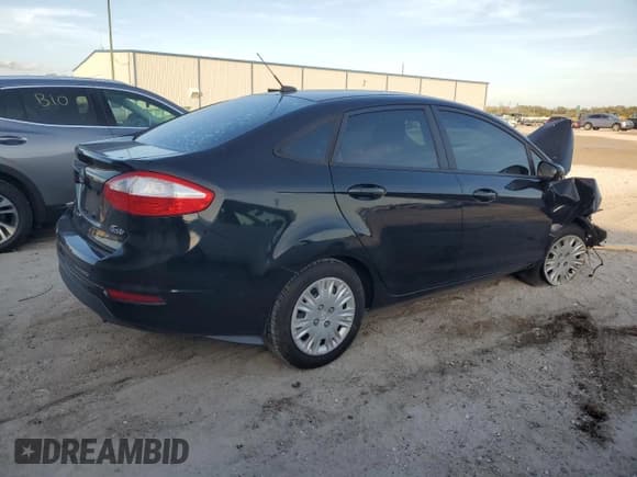 ✅ 2018 Ford Fiesta S • VIN: 3FADP4AJ8JM108639 • Lot: 43792035. Listed on Copart with 70,901 mi. Free auction sales archive from the USA and detailed vehicle history report at DreamBid. Image 3.