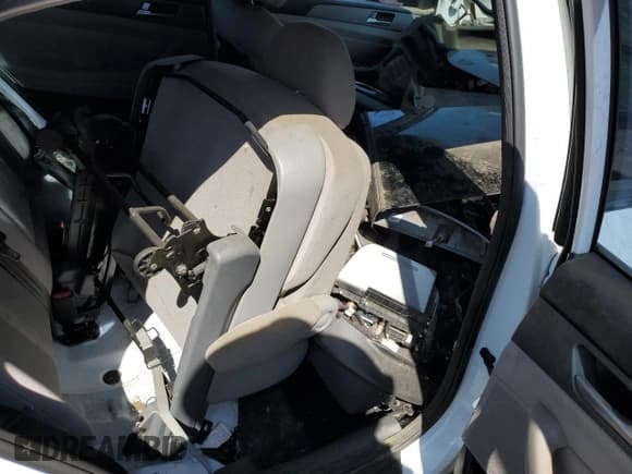 ✅ 2015 Hyundai Sonata SE • VIN: 5NPE24AF2FH167921 • Lot: 83852635. Wystawiony na Copart z przebiegiem Nie podano. Bezpłatny archiwum sprzedaży aukcyjnych z USA i szczegółowy raport historii pojazdu na DreamBid. Zdjęcie 12.