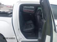 ✅ 2017 GMC Canyon 4WD SLT • VIN: 1GTG6DEN6H1249790 • Лот: 43609704. Опубликован ранее на IAAI с пробегом 141 693 миль. Бесплатный доступ к архиву аукционных продаж из США и подробный отчёт об истории автомобиля на DreamBid. Изображение 8.