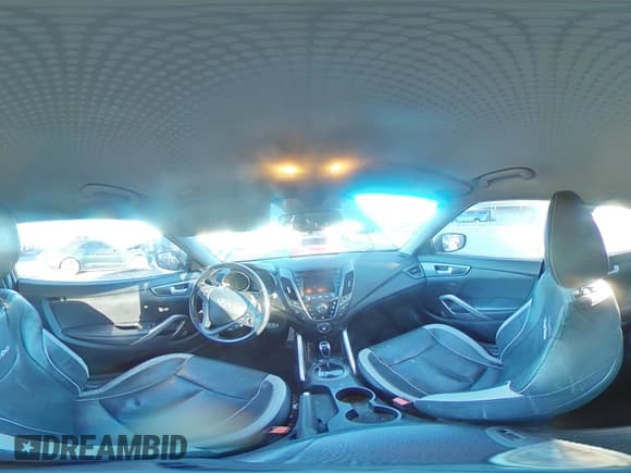 ✅ 2015 Hyundai Veloster Turbo • VIN: KMHTC6AE9FU223278 • Lot: 88353915. Wystawiony na Copart z przebiegiem 145 569 mil. Bezpłatny archiwum sprzedaży aukcyjnych z USA i szczegółowy raport historii pojazdu na DreamBid. Zdjęcie 14.