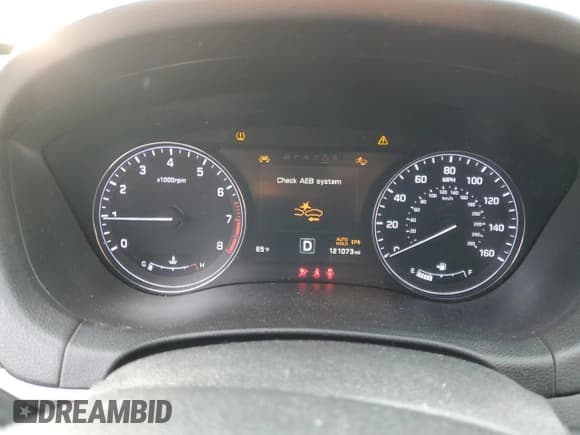 ✅ 2015 Hyundai Genesis 3.8L • VIN: KMHGN4JE8FU091050 • Lot: 42196705. Wystawiony na Copart z przebiegiem 121 073 mil. Bezpłatny archiwum sprzedaży aukcyjnych z USA i szczegółowy raport historii pojazdu na DreamBid. Zdjęcie 9.