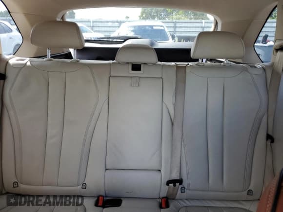 ✅ 2014 BMW X5 sDrive35i • VIN: 5UXKR2C57E0H31454 • Lot: 85766785. Listed on Copart with 137,394 mi. Free auction sales archive from the USA and detailed vehicle history report at DreamBid. Image 10.