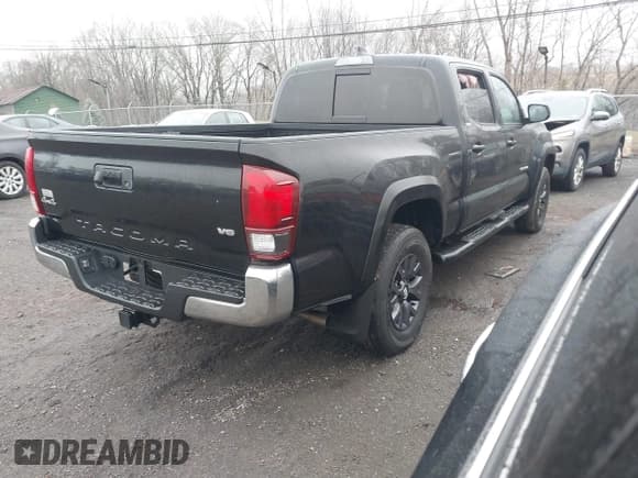 ✅ 2023 Toyota Tacoma SR5 • VIN: 3TYDZ5BN3PT025533 • Lot: 41110831. Listed on IAAI with 27,540 mi. Free auction sales archive from the USA and detailed vehicle history report at DreamBid. Image 4.