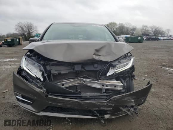 ✅ 2019 Honda Odyssey Elite • VIN: 5FNRL6H98KB067891 • Lot: 51681405. Listed on Copart with 42,525 mi. Free auction sales archive from the USA and detailed vehicle history report at DreamBid. Image 5.