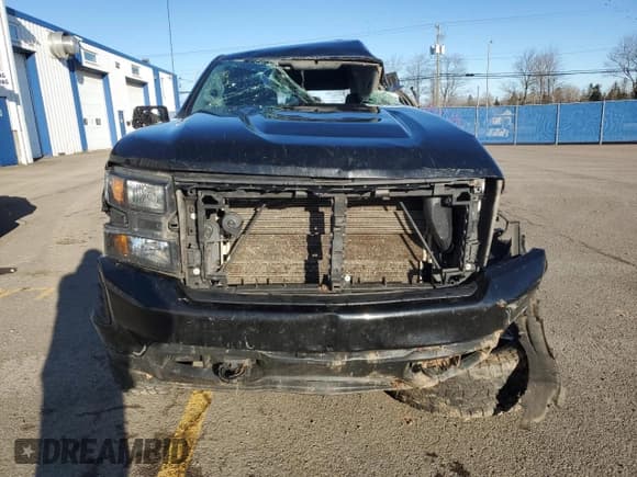 ✅ 2019 Chevrolet Silverado 1500 Custom • VIN: 1GCUYBEF9KZ304073 • Лот: 93163045. Опубликован ранее на Copart с пробегом Не указан. Бесплатный доступ к архиву аукционных продаж из США и подробный отчёт об истории автомобиля на DreamBid. Изображение 5.