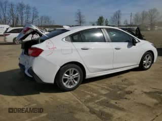 ✅ 2017 Chevrolet Cruze LT • VIN: 1G1BE5SM1H7250138 • Lot: 47995053. Listed on Copart with 110,838 mi. Free auction sales archive from the USA and detailed vehicle history report at DreamBid. Image 3.