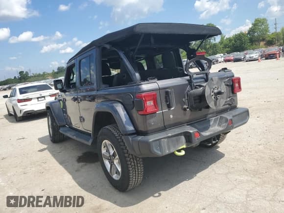 ✅ 2018 Jeep Wrangler Unlimited Sahara • VIN: 1C4HJXEG1JW251235 • Лот: 59182514. Опубликован ранее на Copart с пробегом 84 471 миль. Бесплатный доступ к архиву аукционных продаж из США и подробный отчёт об истории автомобиля на DreamBid. Изображение 2.
