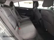 ✅ 2018 Chevrolet Cruze LT • VIN: 3G1BE6SM5JS593547 • Lot: 70024232. Listed on Copart with 22,114 mi. Free auction sales archive from the USA and detailed vehicle history report at DreamBid. Image 10.