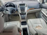 ✅ 2008 Lexus RX 350 • VIN: 2T2GK31U48C030191 • Лот: 93955775. Опубликован ранее на Copart с пробегом 218 520 миль. Бесплатный доступ к архиву аукционных продаж из США и подробный отчёт об истории автомобиля на DreamBid. Изображение 8.