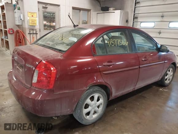 ✅ 2008 Hyundai Accent GLS • VIN: KMHCN46CX8U246285 • Lot: 41377566. Wystawiony na IAAI z przebiegiem 138 192 mil. Bezpłatny archiwum sprzedaży aukcyjnych z USA i szczegółowy raport historii pojazdu na DreamBid. Zdjęcie 6.