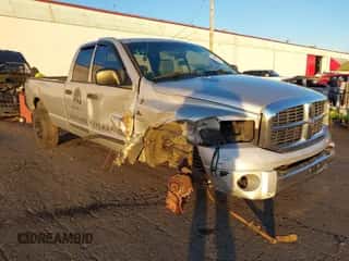 2006 Dodge 3500 SLT z VIN 3D7LX38C06G263107, wystawiony jako IAAI lot #41248069 z przebiegiem 213 631 mil mil oraz . Historia ofert i sprzedaży dostępna na DreamBid. Obrazek 6.