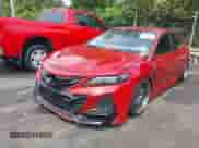 2021 Toyota Camry XSE с VIN 4T1K61BK9MU022519, выставлен на аукционе IAAI как лот 42104599 с пробегом 121 197 миль миль и . История ставок и продаж доступна на DreamBid. Изображение 2.