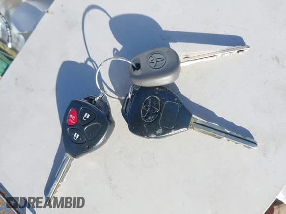 ✅ 2011 Toyota RAV4 • VIN: JTMZF4DVXB5032303 • Lot: 41536056. Listed on IAAI with 239,061 mi. Free auction sales archive from the USA and detailed vehicle history report at DreamBid. Image 11.