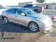 ✅ 2013 Hyundai Azera • VIN: KMHFH4JG3DA230844 • Lot: 41817997. Wystawiony na IAAI z przebiegiem 129 163 mil mil. Skorzystaj z bezpłatnego archiwum sprzedaży aukcyjnych z USA i zobacz szczegółowy raport historii pojazdu na DreamBid. Zdjęcie 1.