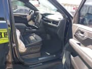 ✅ 2025 GMC Yukon XL Elevation • VIN: 1GKS1GRD5SR125728 • Lot: 42639560. Listed on IAAI with 16,375 mi. Free auction sales archive from the USA and detailed vehicle history report at DreamBid. Image 5.