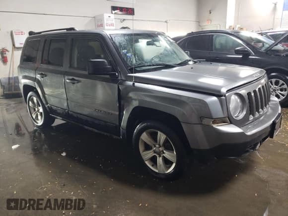✅ 2012 Jeep Patriot Latitude • VIN: 1C4NJPFB9CD580124 • Lot: 84060104. Listed on Copart with 84,245 mi. Free auction sales archive from the USA and detailed vehicle history report at DreamBid. Image 4.