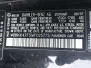 ✅ 1998 Mercedes-Benz SLK 230/320 • VIN: WDBKK47F5WF025775 • Lot: 43853231. Listed on IAAI with 194,697 mi. Free auction sales archive from the USA and detailed vehicle history report at DreamBid. Image 9.