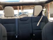 ✅ 2018 Jeep Wrangler Unlimited Sahara • VIN: 1C4HJXEN7JW222045 • Lot: 86149685. Wystawiony na Copart z przebiegiem 111 072 mil. Bezpłatny archiwum sprzedaży aukcyjnych z USA i szczegółowy raport historii pojazdu na DreamBid. Zdjęcie 10.