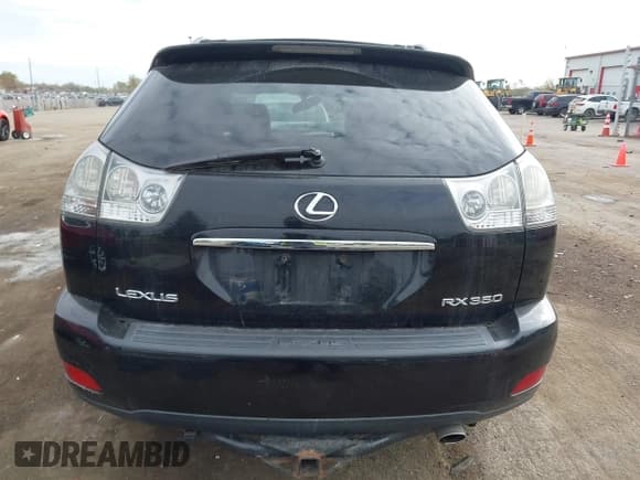 ✅ 2008 Lexus RX 350 • VIN: 2T2HK31U98C067242 • Lot: 43478229. Listed on IAAI with 117,170 mi. Free auction sales archive from the USA and detailed vehicle history report at DreamBid. Image 17.