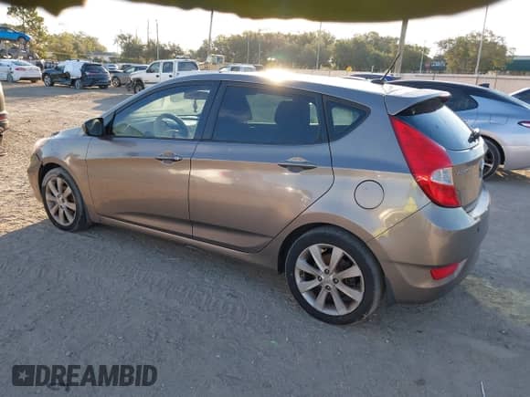 2012 Hyundai Accent SE с VIN KMHCU5AE3CU034838, выставлен на аукционе IAAI как лот 43617462 с пробегом 181 170 миль миль и . История ставок и продаж доступна на DreamBid. Изображение 3.