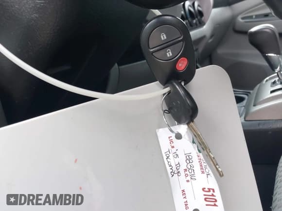 ✅ 2015 Toyota Tacoma PreRunner • VIN: 5TFJU4GN6FX085556 • Лот: 43539462. Опубликован ранее на IAAI с пробегом 156 000 миль. Бесплатный доступ к архиву аукционных продаж из США и подробный отчёт об истории автомобиля на DreamBid. Изображение 11.