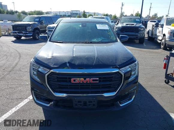 ✅ 2024 GMC Terrain SLE • VIN: 3GKALMEGXRL109806 • Лот: 43520250. Опубликован ранее на IAAI с пробегом 21 543 миль. Бесплатный доступ к архиву аукционных продаж из США и подробный отчёт об истории автомобиля на DreamBid. Изображение 13.